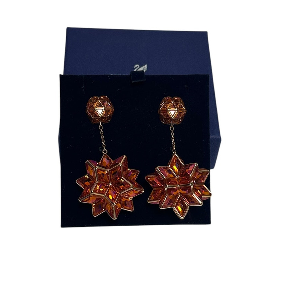Swarovski Curiosa drop earrings Geometric cut, Pink, Rose gold-tone plated
